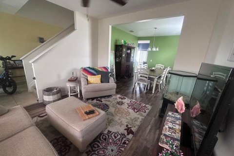 Casa en venta en Plant City, Florida, 4 dormitorios, 263.01 m2 № 1815138 - foto 5