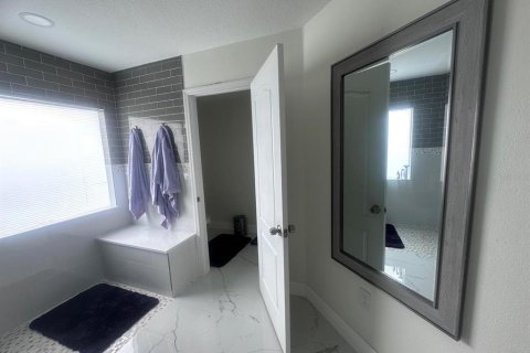 Casa en venta en Plant City, Florida, 4 dormitorios, 263.01 m2 № 1815138 - foto 22
