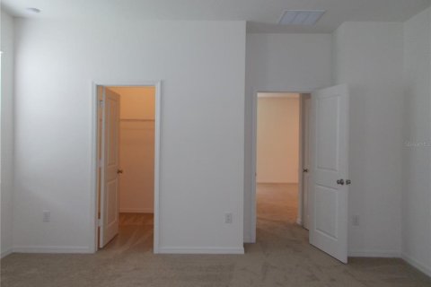 Villa ou maison à louer à Davenport, Floride: 4 chambres, 218.32 m2 № 1879223 - photo 5
