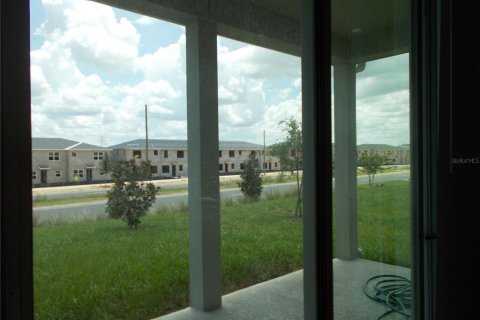 House in Davenport, Florida 4 bedrooms, 218.32 sq.m. № 1879223 - photo 21