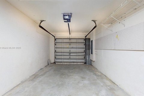 Casa en venta en Homestead, Florida, 3 dormitorios, 138.8 m2 № 1883822 - foto 20