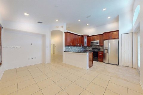 Casa en venta en Homestead, Florida, 3 dormitorios, 138.8 m2 № 1883822 - foto 5