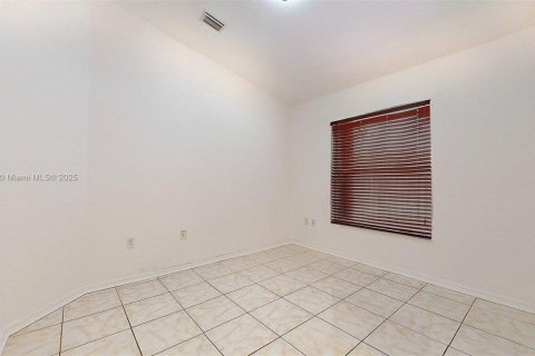 Casa en venta en Homestead, Florida, 3 dormitorios, 138.8 m2 № 1883822 - foto 15