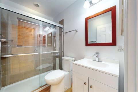 Casa en venta en Homestead, Florida, 3 dormitorios, 138.8 m2 № 1883822 - foto 19