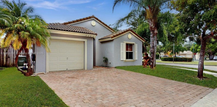 Villa ou maison à Homestead, Floride 3 chambres, 138.8 m2 № 1883822