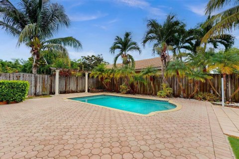 Casa en venta en Homestead, Florida, 3 dormitorios, 138.8 m2 № 1883822 - foto 11