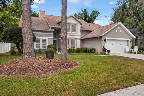 Villa ou maison à Tampa, Floride 4 chambres, 220.74 m2 № 2312563
