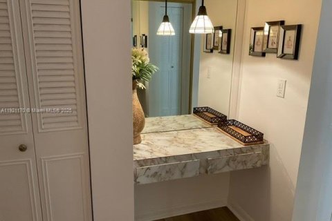 Condominio en venta en Lauderhill, Florida, 1 dormitorio, 86.21 m2 № 1975586 - foto 9