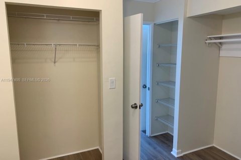 Снять в аренду кондоминиум в Авентура, Флорида 2 спальни, 96.43м2, № 2003539 - фото 16