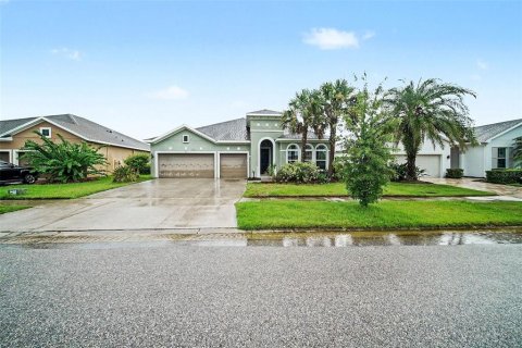 Villa ou maison à vendre à Wesley Chapel, Floride: 4 chambres, 236.34 m2 № 2266933 - photo 2