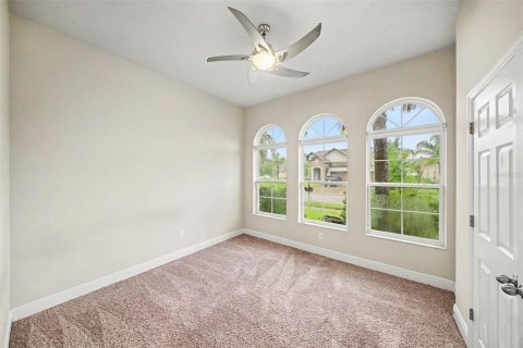 Villa ou maison à vendre à Wesley Chapel, Floride: 4 chambres, 236.34 m2 № 2266933 - photo 26