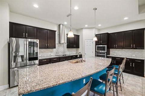 Villa ou maison à vendre à Wesley Chapel, Floride: 4 chambres, 236.34 m2 № 2266933 - photo 15