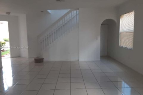 Casa en venta en Homestead, Florida, 5 dormitorios, 192.31 m2 № 1952583 - foto 3