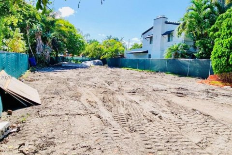 Land in Surfside, Florida № 1963870 - photo 5