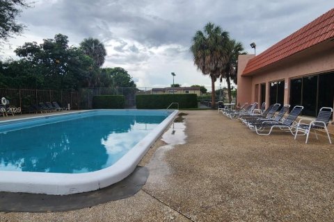 Condominio en alquiler en Davie, Florida, 3 dormitorios, 155.15 m2 № 1954920 - foto 15