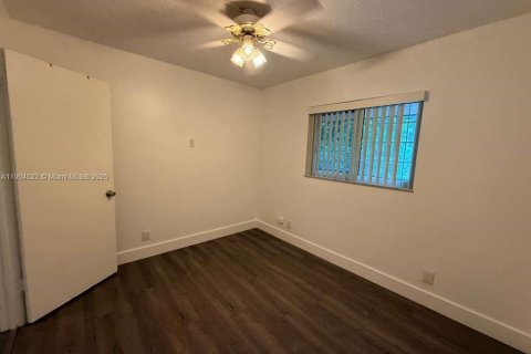 Condominio en alquiler en Davie, Florida, 3 dormitorios, 155.15 m2 № 1954920 - foto 21