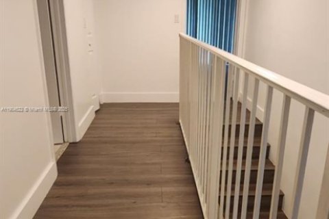 Condominio en alquiler en Davie, Florida, 3 dormitorios, 155.15 m2 № 1954920 - foto 4