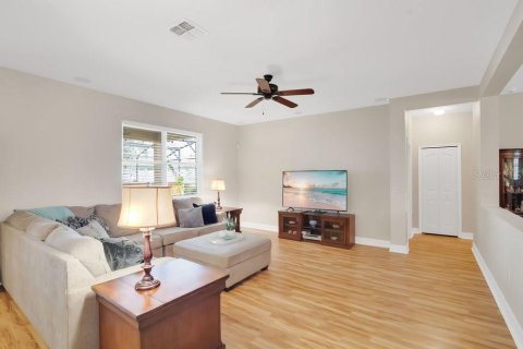 Casa en venta en Apopka, Florida, 3 dormitorios, 209.59 m2 № 1919511 - foto 6