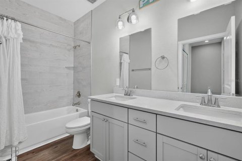 Купить виллу или дом в Эджуотер, Флорида 8 комнат, 160.16м2, № 2310473 - фото 20