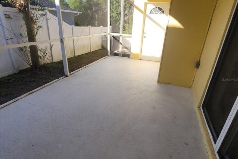 Touwnhouse à louer à New Port Richey, Floride: 3 chambres, 171.87 m2 № 1843590 - photo 16