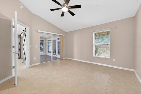 Casa en venta en The Villages, Florida, 2 dormitorios, 111.11 m2 № 1777073 - foto 24