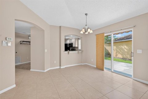 Casa en venta en The Villages, Florida, 2 dormitorios, 111.11 m2 № 1777073 - foto 15