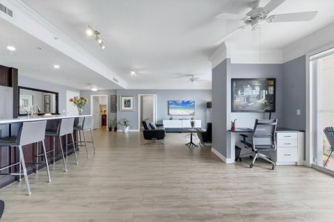 Copropriété à vendre à Sarasota, Floride: 2 chambres, 130.06 m2 № 2395638 - photo 5