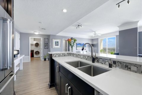 Copropriété à vendre à Sarasota, Floride: 2 chambres, 130.06 m2 № 2395638 - photo 14