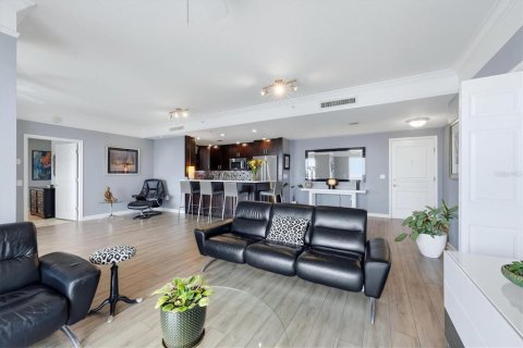 Copropriété à vendre à Sarasota, Floride: 2 chambres, 130.06 m2 № 2395638 - photo 6