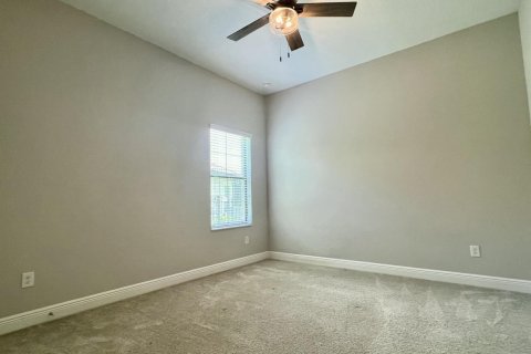 Villa ou maison à louer à Riverview, Floride: 5 chambres, 427.54 m2 № 2366259 - photo 10