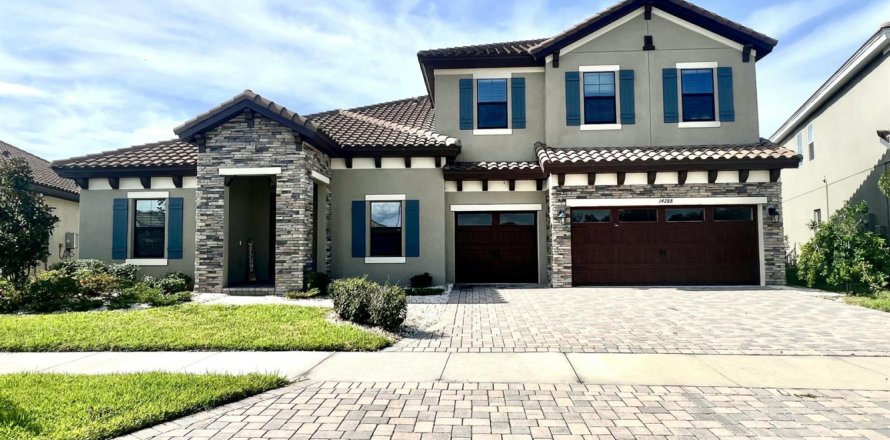 Villa ou maison à Riverview, Floride 5 chambres, 427.54 m2 № 2366259