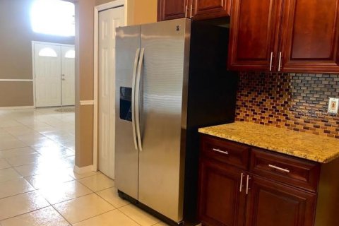 House in Oviedo, Florida 4 bedrooms, 190.64 sq.m. № 1851663 - photo 16