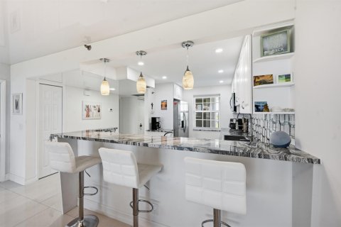 Copropriété à vendre à Pompano Beach, Floride: 3 chambres, 129.13 m2 № 2147367 - photo 17