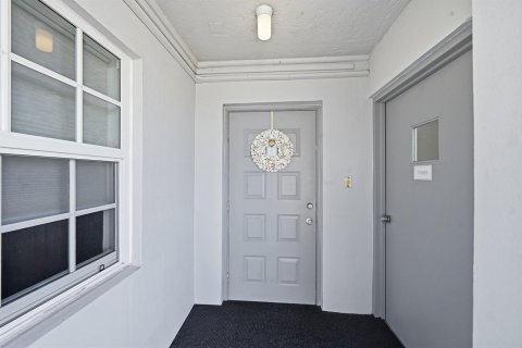 Copropriété à vendre à Pompano Beach, Floride: 3 chambres, 129.13 m2 № 2147367 - photo 13