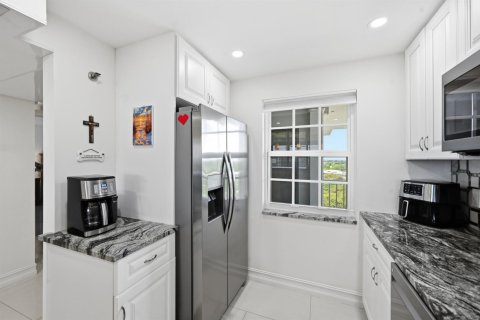 Copropriété à vendre à Pompano Beach, Floride: 3 chambres, 129.13 m2 № 2147367 - photo 21