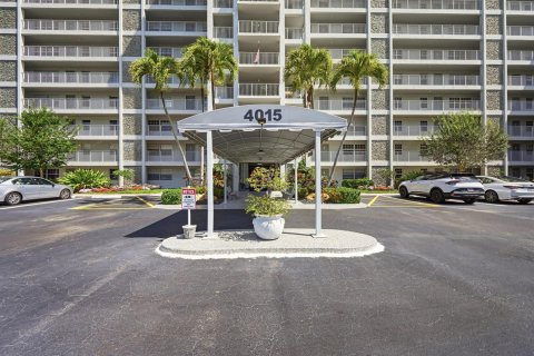 Copropriété à vendre à Pompano Beach, Floride: 3 chambres, 129.13 m2 № 2147367 - photo 12