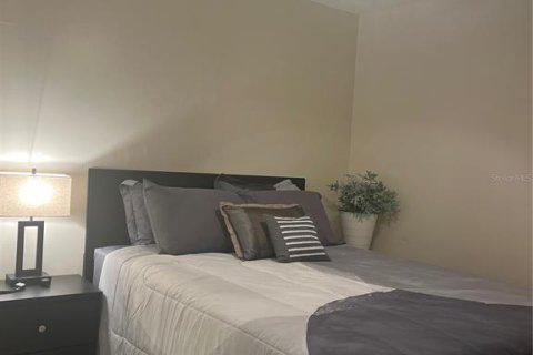 Casa en alquiler en Tampa, Florida, 3 dormitorios, 104.24 m2 № 1690708 - foto 18