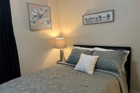 Casa en alquiler en Tampa, Florida, 3 dormitorios, 104.24 m2 № 1690708 - foto 10