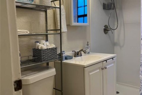 Casa en alquiler en Tampa, Florida, 3 dormitorios, 104.24 m2 № 1690708 - foto 28