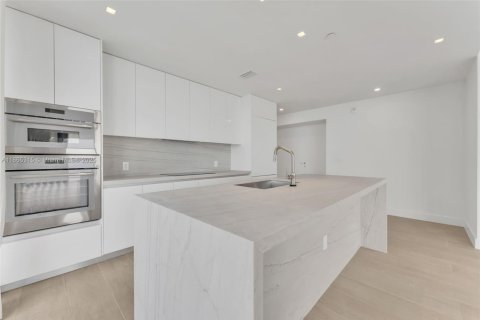 Copropriété à vendre à Miami, Floride: 4 chambres, 234.11 m2 № 1921893 - photo 9