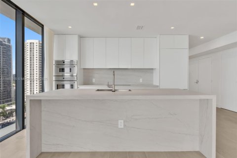 Copropriété à vendre à Miami, Floride: 4 chambres, 234.11 m2 № 1921893 - photo 8