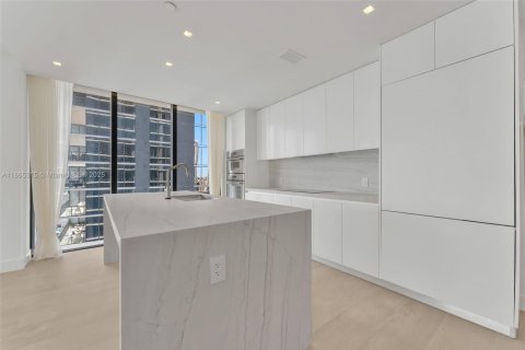 Copropriété à vendre à Miami, Floride: 4 chambres, 234.11 m2 № 1921893 - photo 7