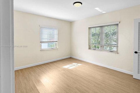 Купить коммерческую недвижимость в Корал-Гейблс, Флорида 334.45м2, № 2063433 - фото 21