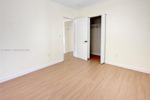 Купить коммерческую недвижимость в Корал-Гейблс, Флорида 334.45м2, № 2063433 - фото 18