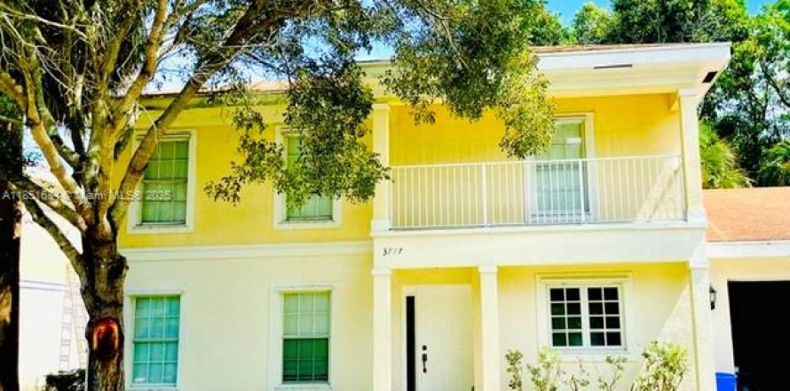 Adosado en West Palm Beach, Florida 4 dormitorios, 166.3 m2 № 1871659