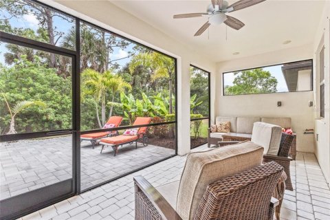 House in Nokomis, Florida 4 bedrooms, 225.85 sq.m. № 2199331 - photo 18