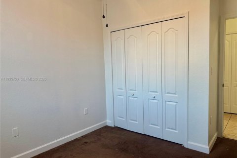 Снять в аренду квартиру в Хомстед, Флорида 3 спальни, 109.81м2, № 1995783 - фото 21