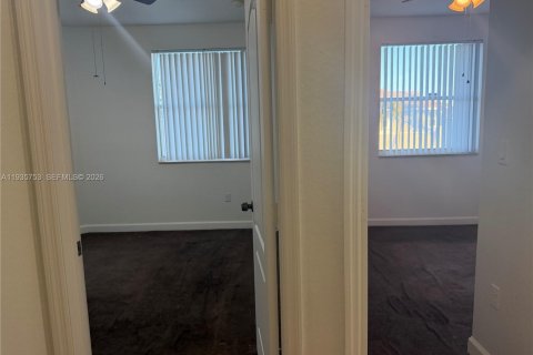 Снять в аренду квартиру в Хомстед, Флорида 3 спальни, 109.81м2, № 1995783 - фото 23