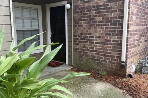 Condo in Orlando, Florida, 2 bedrooms  № 2234422 - photo 2