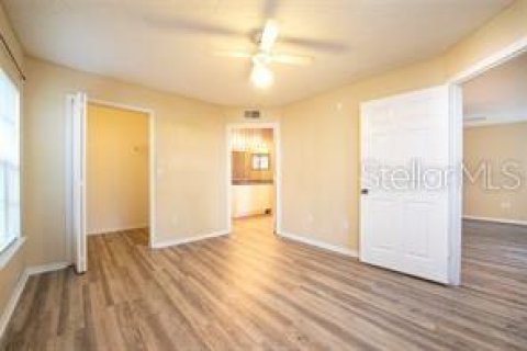 Condo in Orlando, Florida, 2 bedrooms  № 2234422 - photo 17